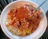 A picture of step 4 of Just added salad with chilli sauce.