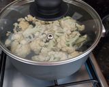 Foto del paso 1 de la receta: Saltado de Coliflor con Pollo