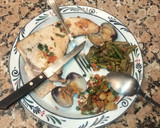 Foto del paso 7 de la receta: Pez espada con judías redondas y pizca de ensaladiña de rustrido