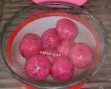 Foto langkah ke 5 dari resep Klepon Buah Naga.