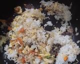 รูปขั้นตอนการทำที่ 5 ของ ข้าวผัดเนื้อ