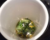 Foto del paso 3 de la receta Patatas chiquititas en salsa verde