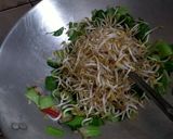 Foto langkah ke 4 dari resep Tumis pakcoy tauge.