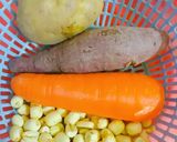 Hình bước làm 1 của món Canh sườn hạt sen rau củ