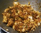 A picture of step 7 of Paneer bhurji.