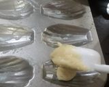 Foto langkah ke 3 dari resep Madeleine (kue kerang) #keto #debm.