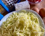 Une image de l'étape 1 de Gaufres salées de courgettes à la farine complète Omie, au chèvre et aux lardons fumés.