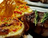 Foto del paso 5 de la receta: Lomo envuelto en panceta al tannat con papas rellenas