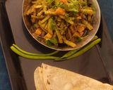 A picture of step 6 of Gawar potato sabji.