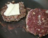 A picture of step 2 of Homemade burgers.