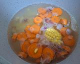 Foto langkah ke 4 dari resep Sayur bening kelor.