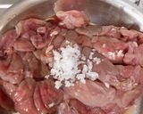 Hình bước làm 1 của món Bao tử cá xào cải chua (dưa cải)