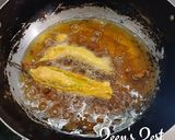 A picture of step 3 of Mirch Pakoras with dry Coconut and Tamarind.