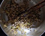 Hình bước làm 4 của món Cháo hến