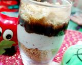 A picture of step 8 of Kitkat Layered cream cheese Parfait.