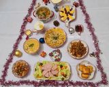 Hình bước làm 11 của món Bữa tiệc Giáng Sinh hình cây thông Noel