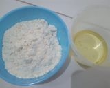 Foto langkah ke 2 dari resep Bolu pisang kukus.