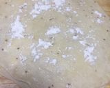 A picture of step 5 of Baked Cheesy Flower Samosa.