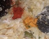 A picture of step 3 of Cheesy veg pizza.