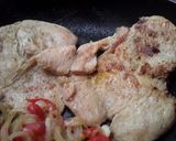Foto del paso 1 de la receta: Sándwich🍞🌶 de pollo🍗 asado y salsa de ajo🌰