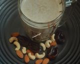 A picture of step 5 of Dry Fruit Milkshake.