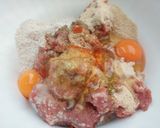 Kapros-tejszínes húsgolyók recept fázis 1 fotója