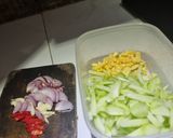 Foto langkah ke 1 dari resep 218. Tumis Labu Siam Jagung.