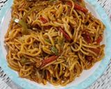 A picture of step 7 of Schezwan Udon Noodles.