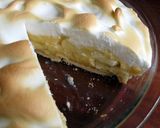 A picture of step 8 of Banana Custard Meringue.