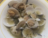 Foto del paso 2 de la receta: Arroz meloso y caldoso marinero con almejas en salsa verde