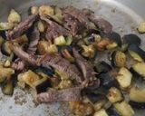 Foto del paso 1 de la receta: Salteado de lomo y berenjena