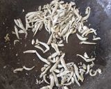 Foto langkah ke 2 dari resep Tumis Daun singkong Teri.