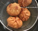 A picture of step 4 of Tuvar Kachori.