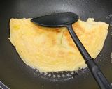 A picture of step 4 of Scallion egg.