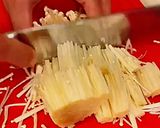 Hình bước làm 7 của món Cơm nhà 10 - cơm buger bò xốt teriyaki, canh gà rau củ nấu sữa
