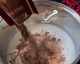 صورة لخطوة 2 من وصفة هوت شوكلتLindt Hot Chocolate 70% Cacao