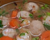 Foto langkah ke 5 dari resep SOP udang +baso simple (bahan tabur).