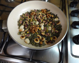Foto del paso 1 de la receta: Salsa verde para pasta