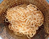 A picture of step 3 of Fried Noodles.