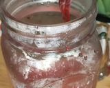 A picture of step 1 of Korean Jelly Strawberry Milk.