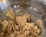 Foto del paso 4 de la receta: Cookies con rocklets y trozos de chocolate