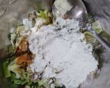 A picture of step 2 of Cabbage and green onion pakoda.