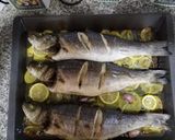 Foto del paso 4 de la receta: Lubina al horno con patatas panaderas