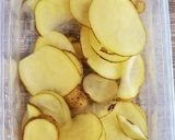 Foto langkah ke 2 dari resep Keripik Kentang Microwave.
