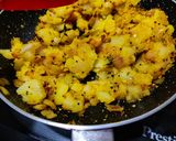 A picture of step 2 of Masala dosa.