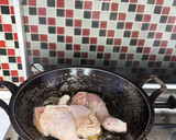 Foto langkah ke 1 dari resep Semur Ayam Pedas.