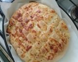 Foto del paso 3 de la receta: Pan de ajo y queso🧀