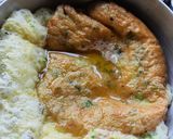 A picture of step 5 of Masala Omelette.