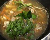 Gambar langkah 3 resipi Tomyam Ayam Mudah dan Sedap.