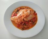 Foto del paso 3 de la receta: Filetes de merluza en salsa